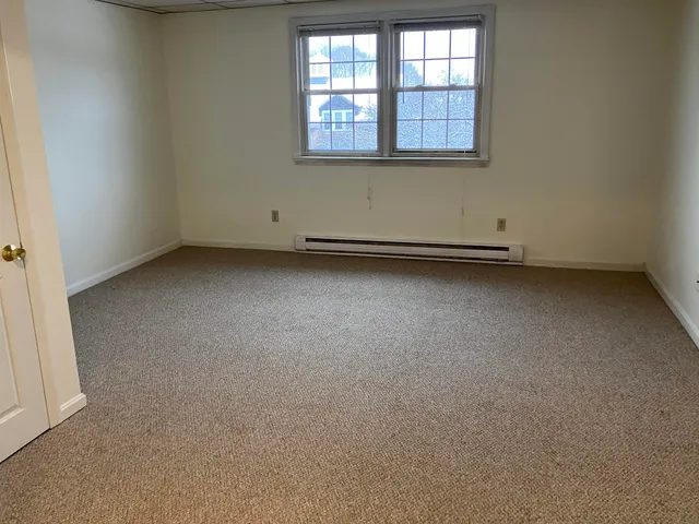 $2,000 | 288 Lafayette Road, Unit 2, Portsmouth, NH 03801