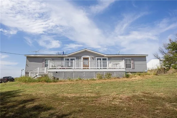 $1,530,000 | 8602 East Utopia Drive, Bronaugh, MO 64728