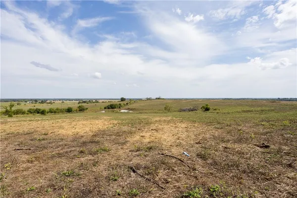 $1,530,000 | 8602 East Utopia Drive, Bronaugh, MO 64728