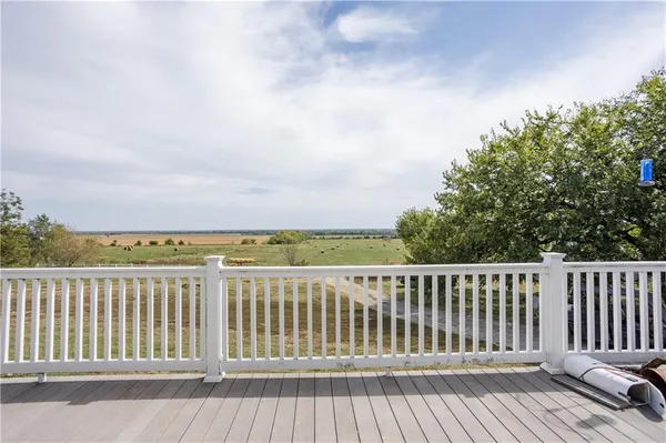 $1,530,000 | 8602 East Utopia Drive, Bronaugh, MO 64728