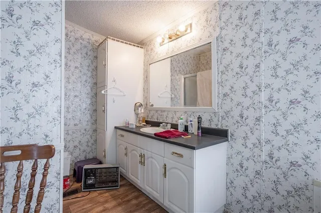 $1,707,945 | 8602 East Utopia Drive, Bronaugh, MO 64728