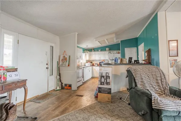 $1,530,000 | 8602 East Utopia Drive, Bronaugh, MO 64728