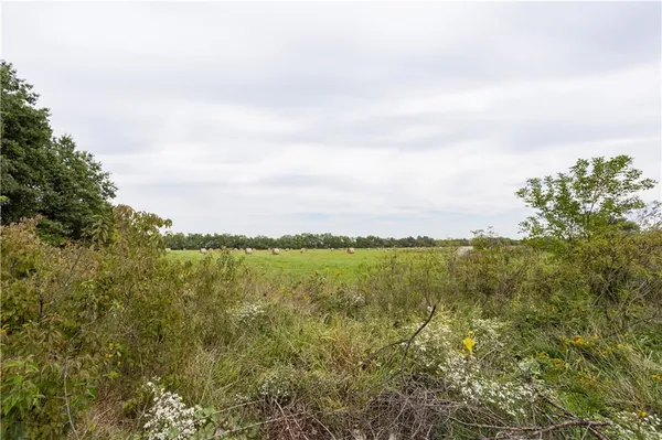 $1,530,000 | 8602 East Utopia Drive, Bronaugh, MO 64728