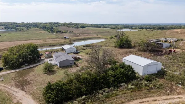 $1,530,000 | 8602 East Utopia Drive, Bronaugh, MO 64728