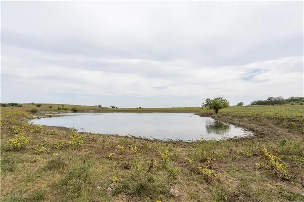 $1,530,000 | 8602 East Utopia Drive, Bronaugh, MO 64728