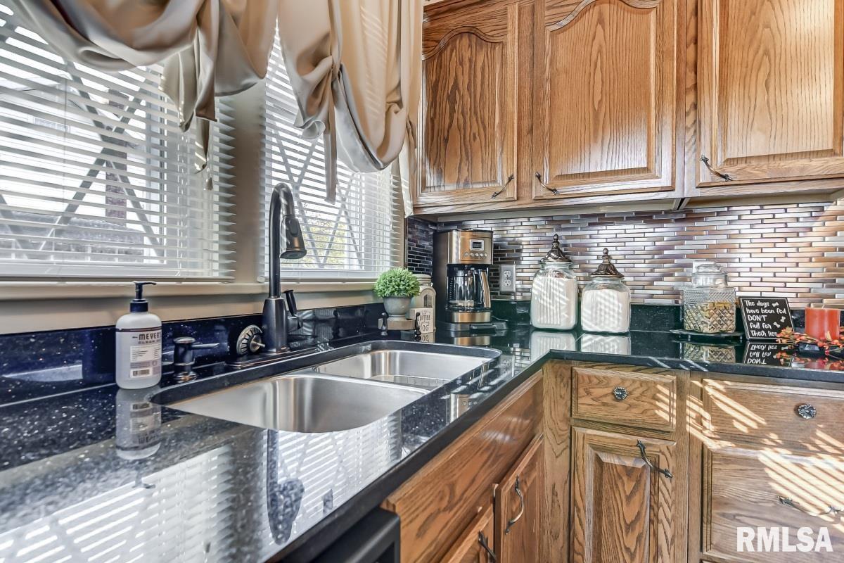 2072 South 4th Street Springfield, IL 62703 - Photo 13 of 30