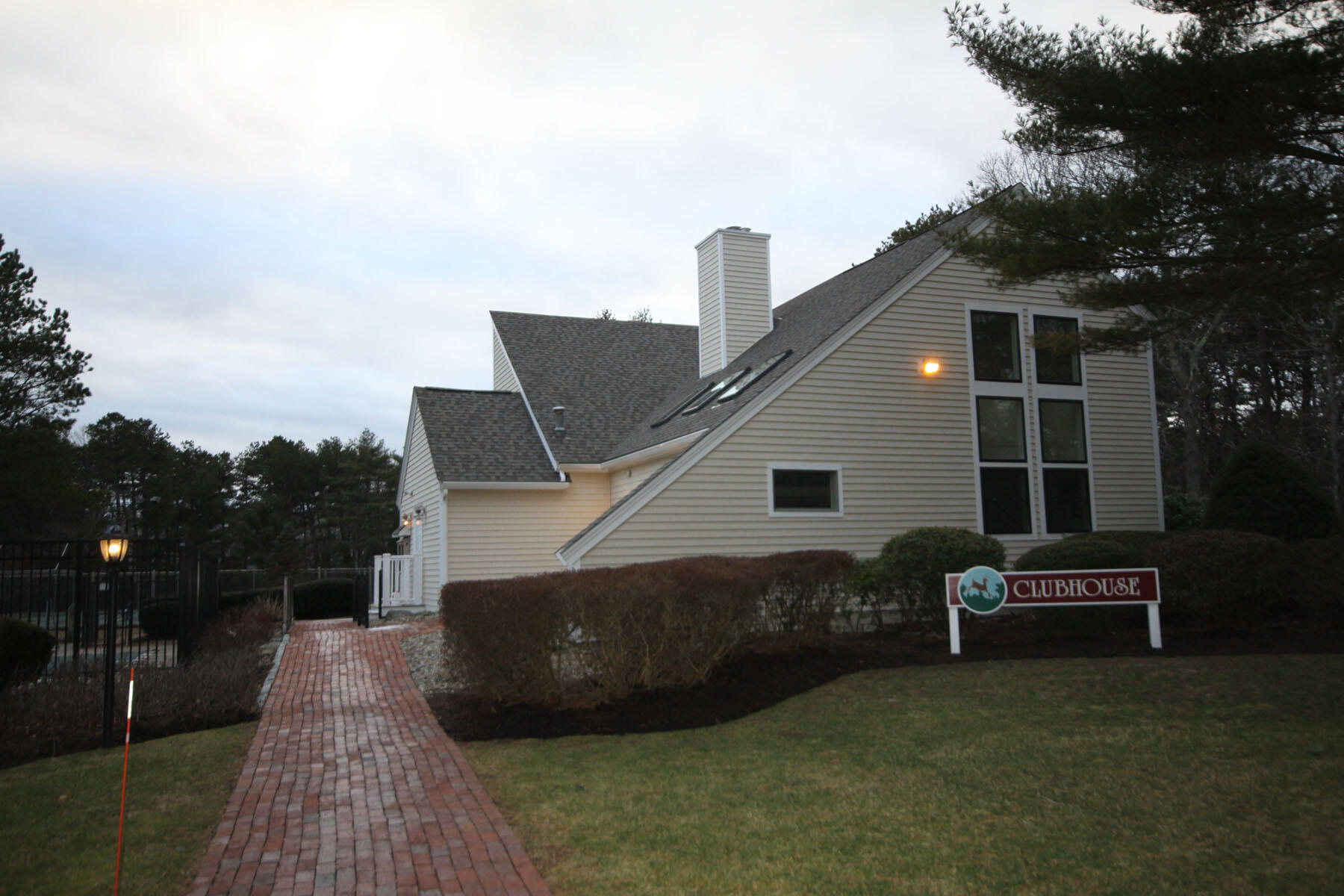 94 Shellback Way, Unit O Mashpee, MA 02649 - Photo 21 of 23 IMG_7136