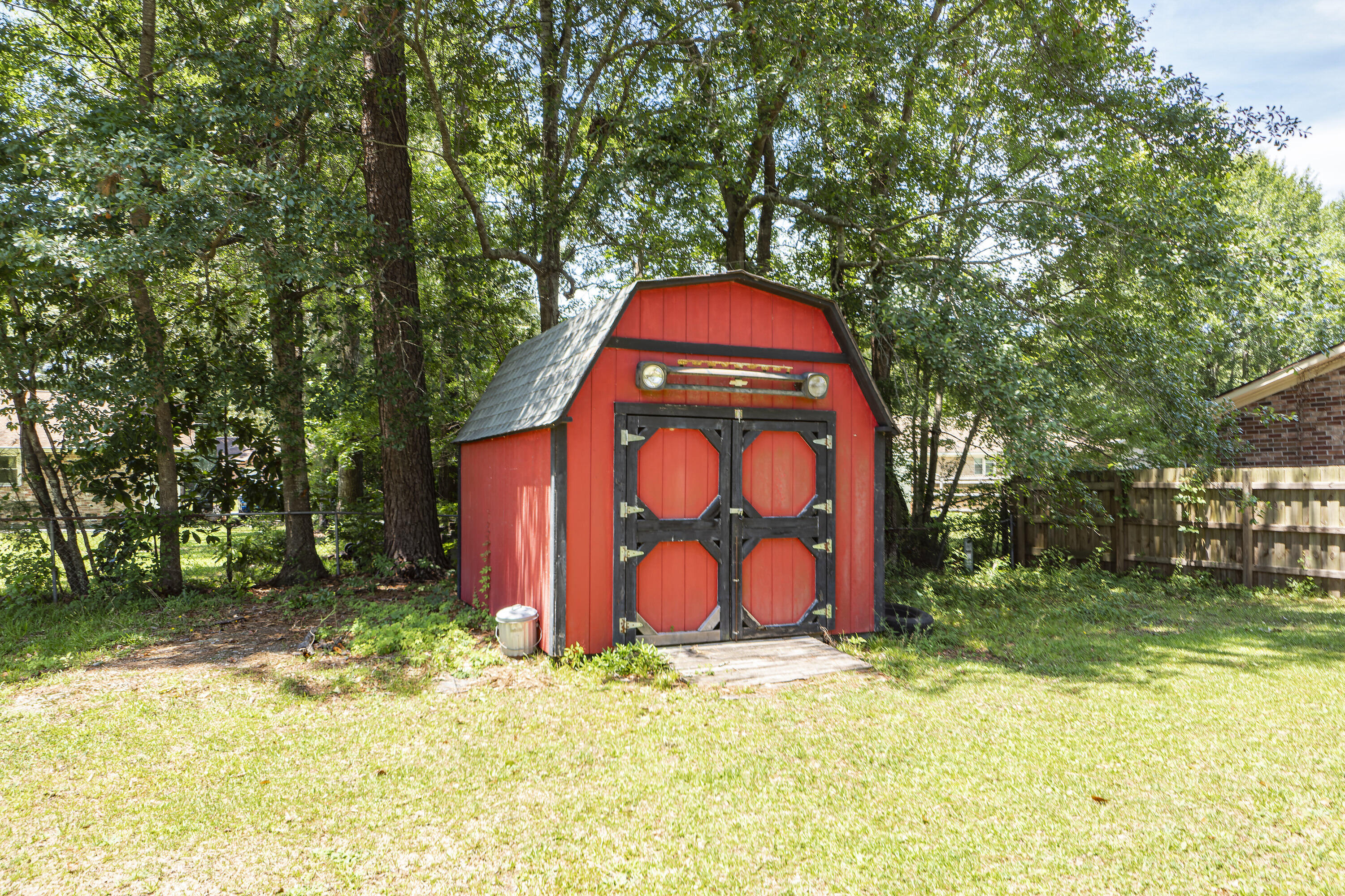 108 Rebellion Road Summerville, SC 29483 - Photo 34 of 38 31