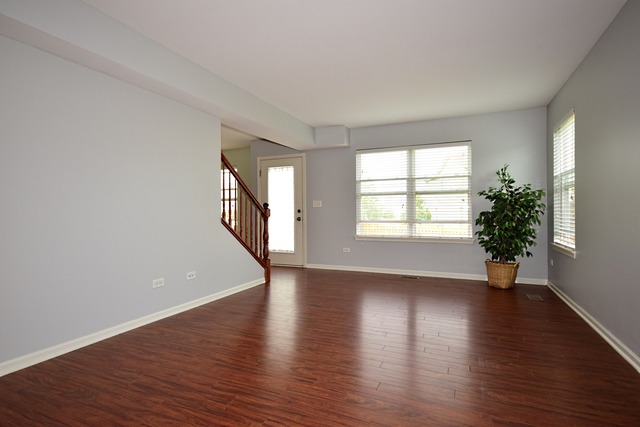 3719 Harms Road Joliet, IL 60435 - Photo 4 of 25