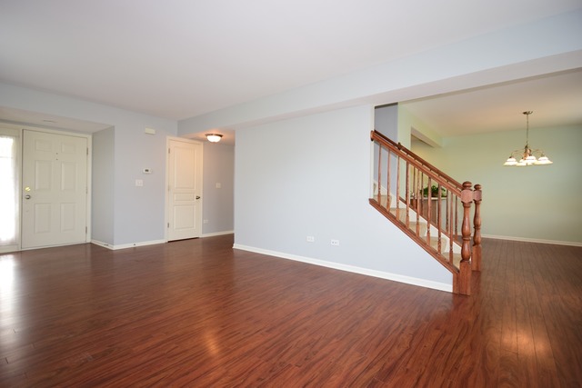 3719 Harms Road Joliet, IL 60435 - Photo 5 of 25