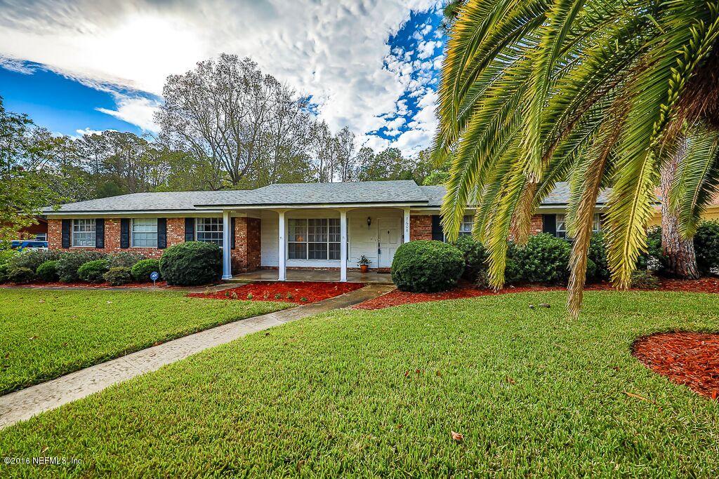 7608 Holiday Road South Jacksonville, FL 32216 - Photo 1 of 28 Brick Beauty