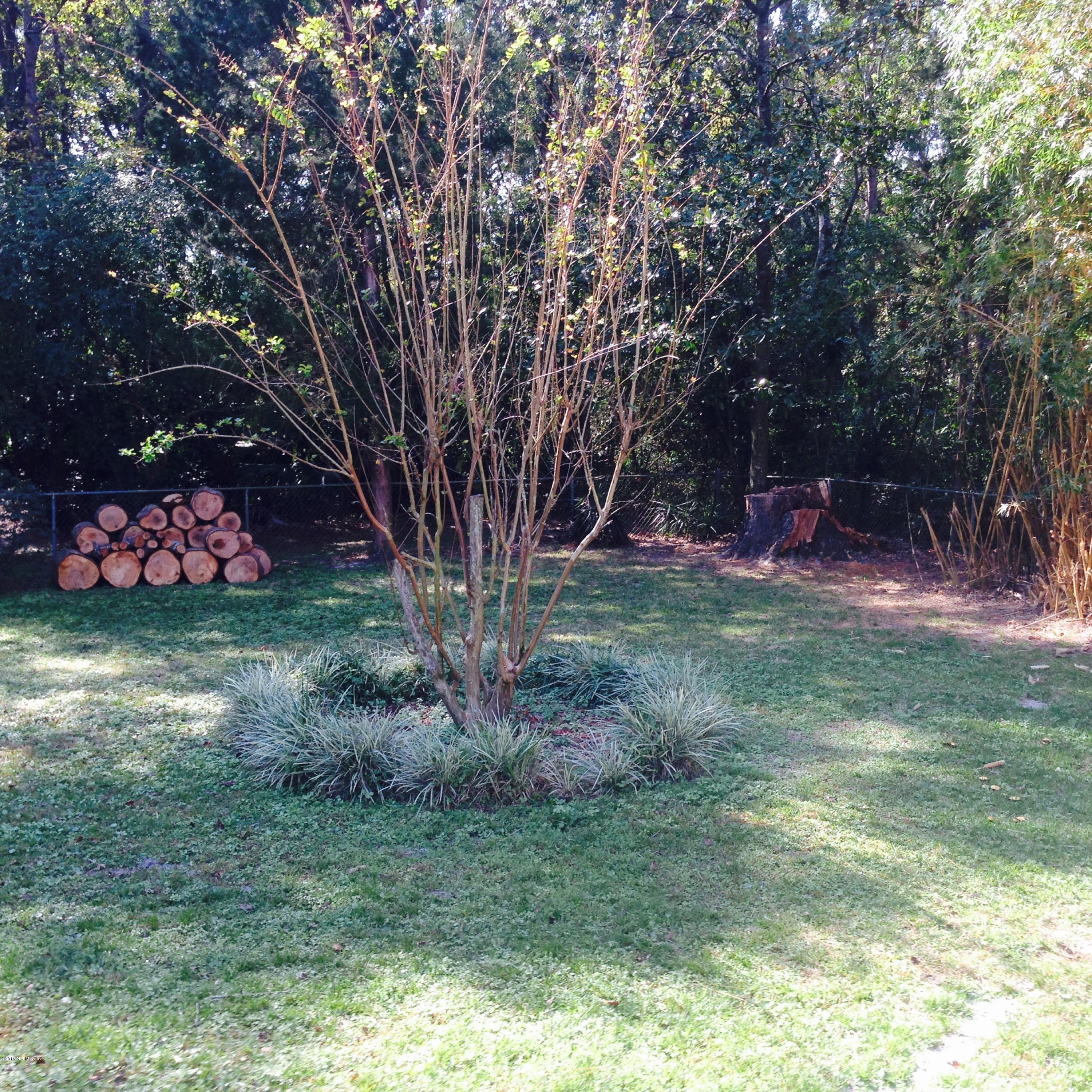7608 Holiday Road South Jacksonville, FL 32216 - Photo 22 of 28 Massive fenced yard