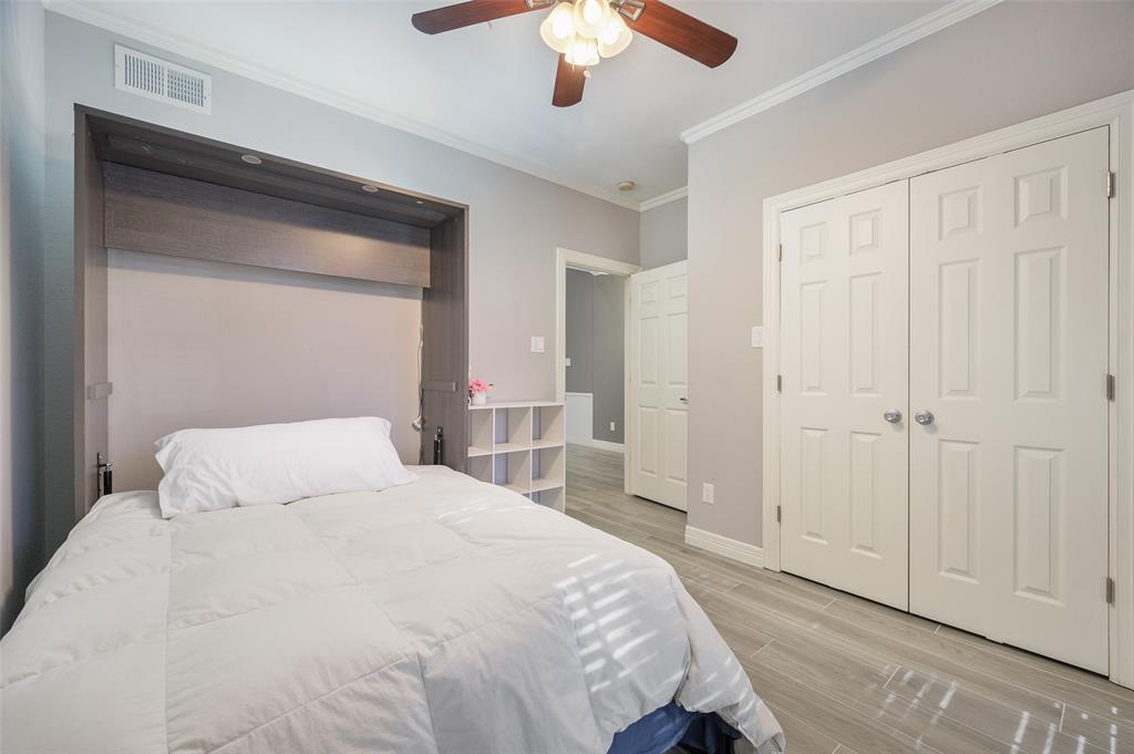 17060 Upper Bay Road Addison, TX 75001 - Photo 15 of 36 Downstairs bedroom