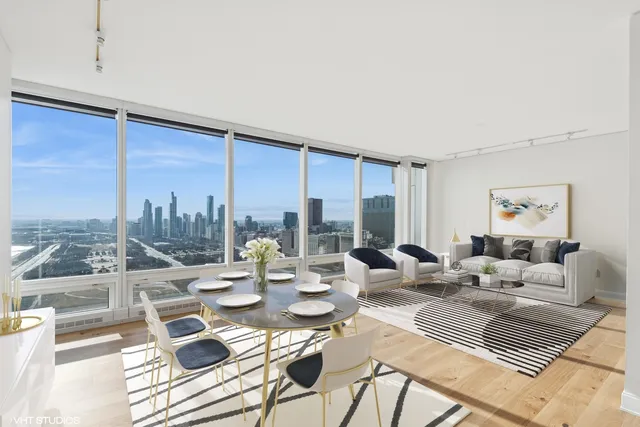 $799,000 | 340 East Randolph Street, Unit 3505, Chicago, IL 60601
