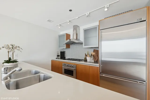 $799,000 | 340 East Randolph Street, Unit 3505, Chicago, IL 60601