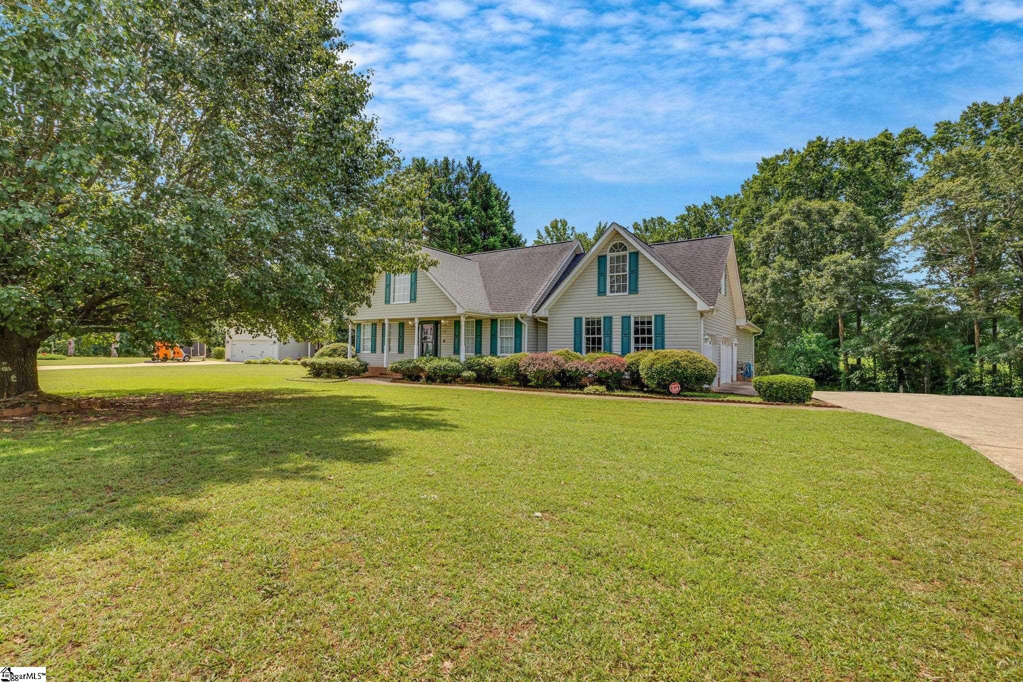 264 Breckenridge Drive Inman, SC 29349 - Photo 2 of 35