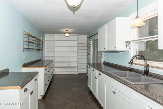 $369,900 | 1202 Tapoco Avenue, Maryville, TN 37801