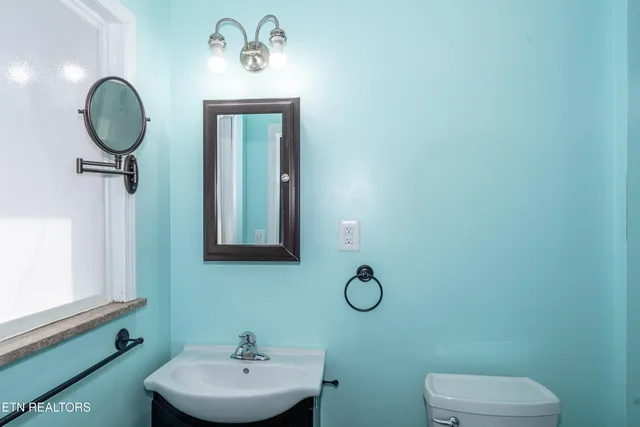 $369,900 | 1202 Tapoco Avenue, Maryville, TN 37801