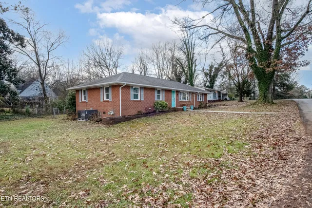 $369,900 | 1202 Tapoco Avenue, Maryville, TN 37801