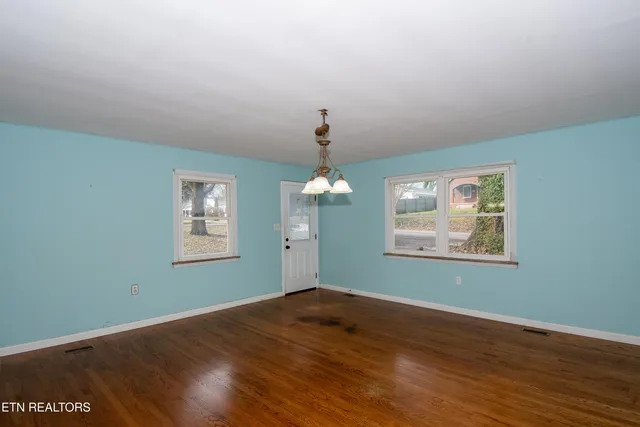 $369,900 | 1202 Tapoco Avenue, Maryville, TN 37801