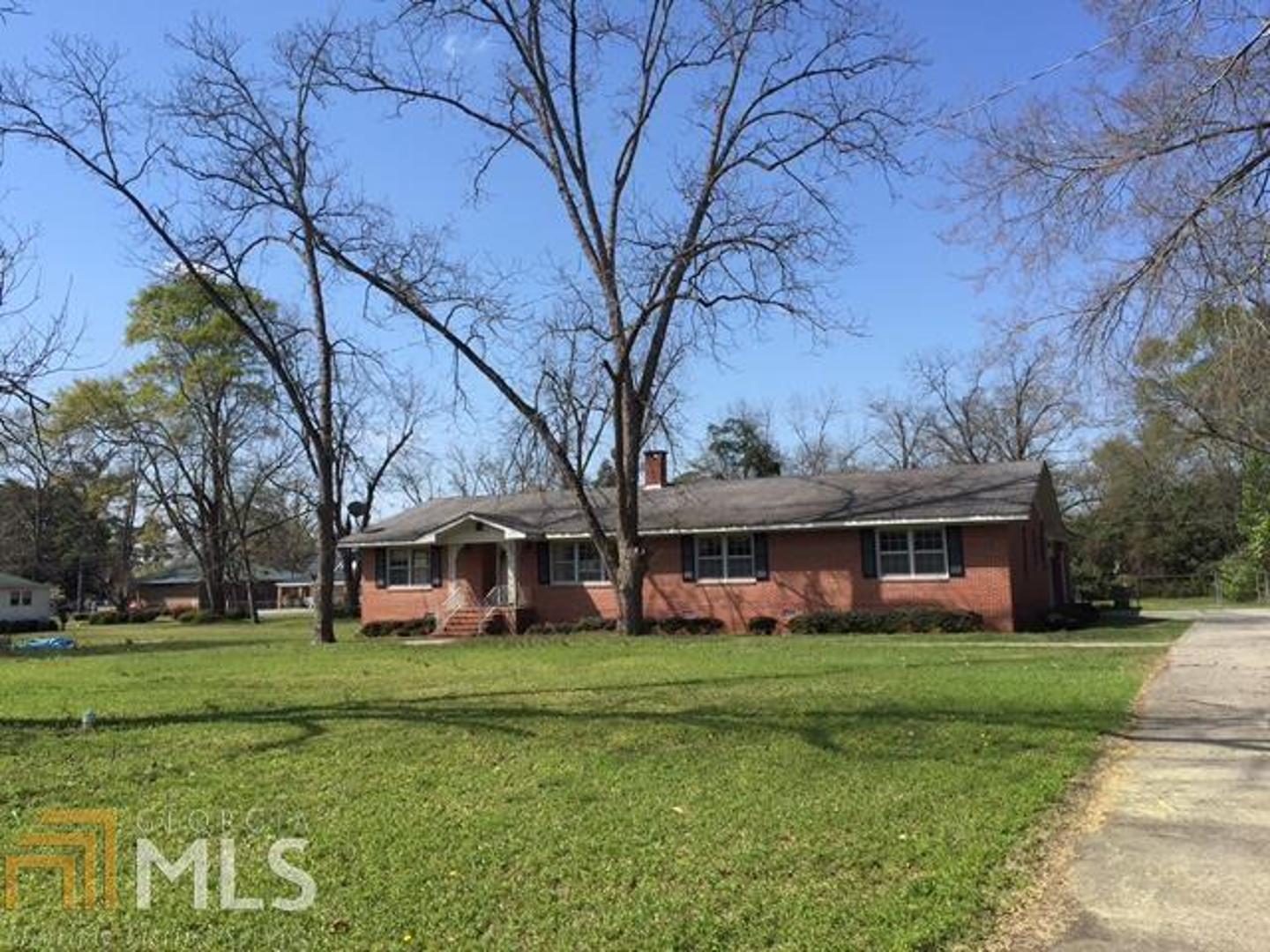 137 North Main Street Gordon, GA 31031 - Photo 1 of 1 Gallery Image 1