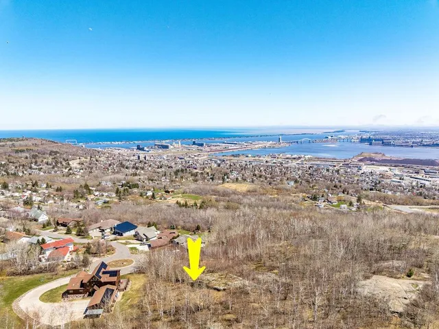 $174,900 | 29-xx West 15th Street, Duluth, MN 55811