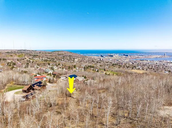 $174,900 | 29-xx West 15th Street, Duluth, MN 55811