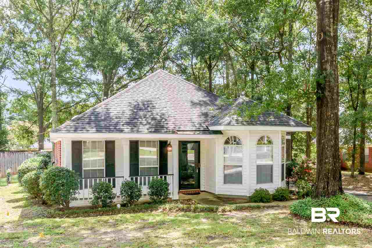 1067 Wesley Avenue Mobile, AL 36609 - Photo 1 of 30 Exterior is brick on sides, vinyl on front/back