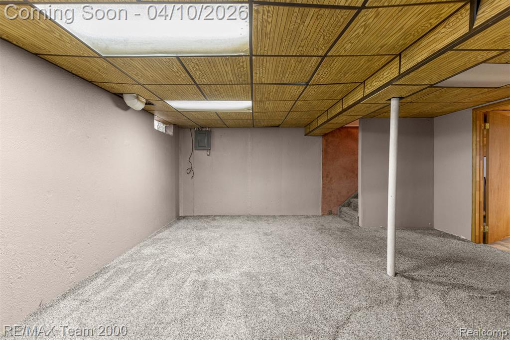3656 Old Creek Road Troy, MI 48084 - Photo 32 of 39 Gallery Image 32