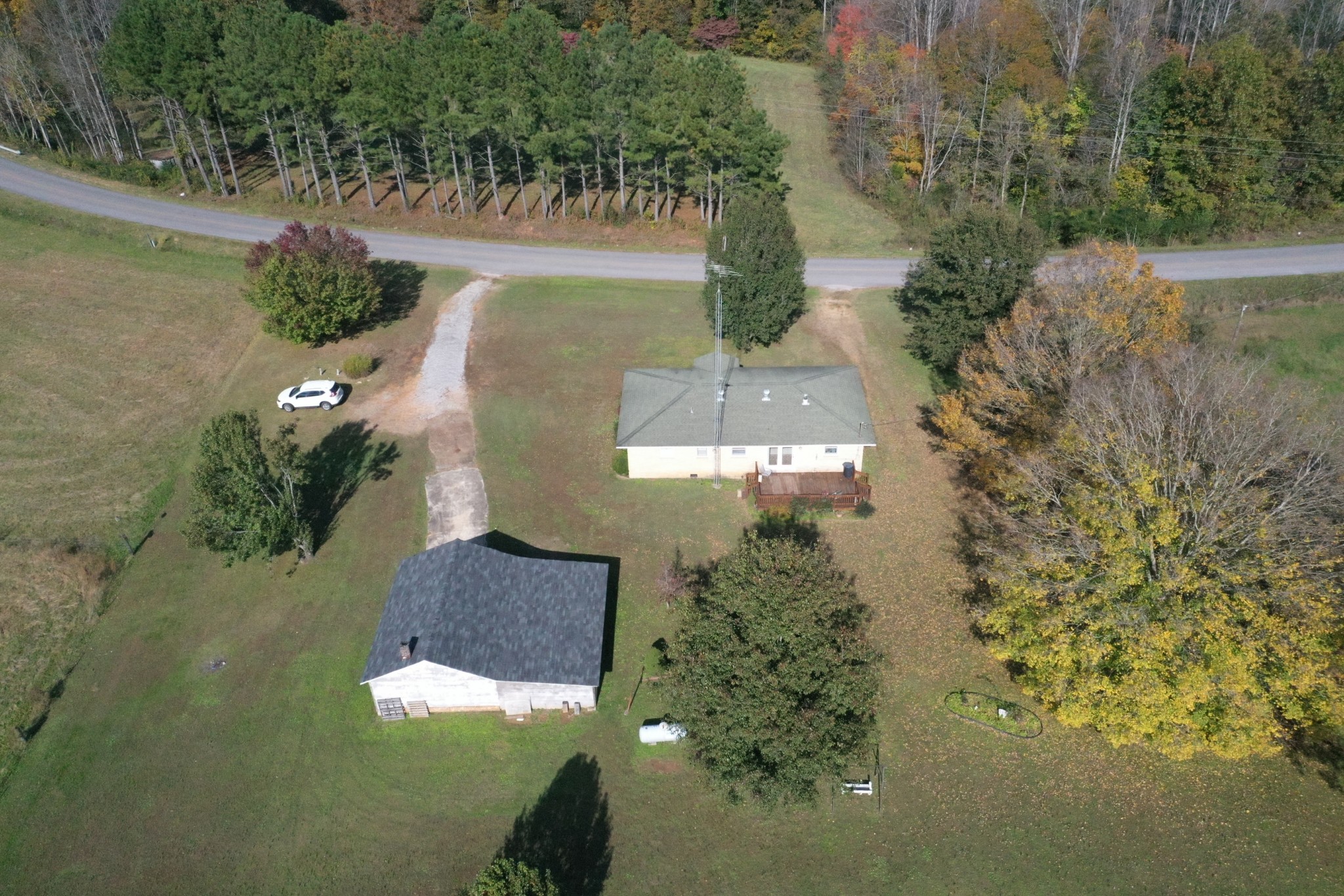 341 Busby Road Loretto, TN 38469 - Photo 1 of 42 a view of fountain in a yard