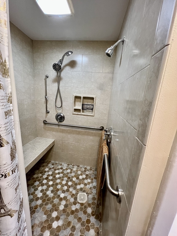 40 Copley Street, Unit 1 Cambridge, MA 02138 - Photo 19 of 21 a bathroom with a shower