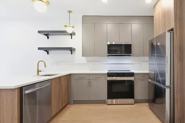 $2,495 | 35 Orchard Street, Unit 303, Jersey City, NJ 07306