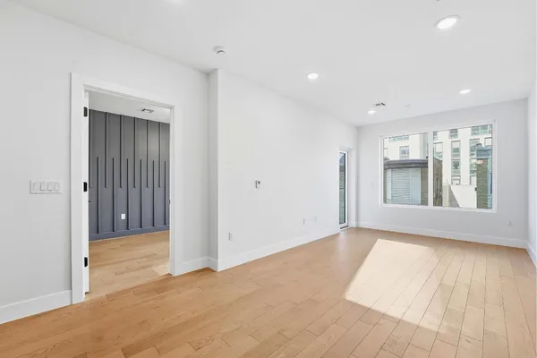 $2,495 | 35 Orchard Street, Unit 303, Jersey City, NJ 07306