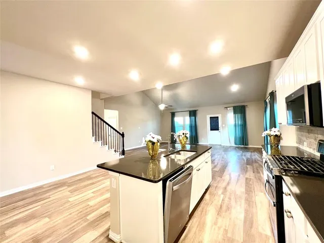 $3,500 | 633 Hidden Cove Drive, Princeton, TX 75407