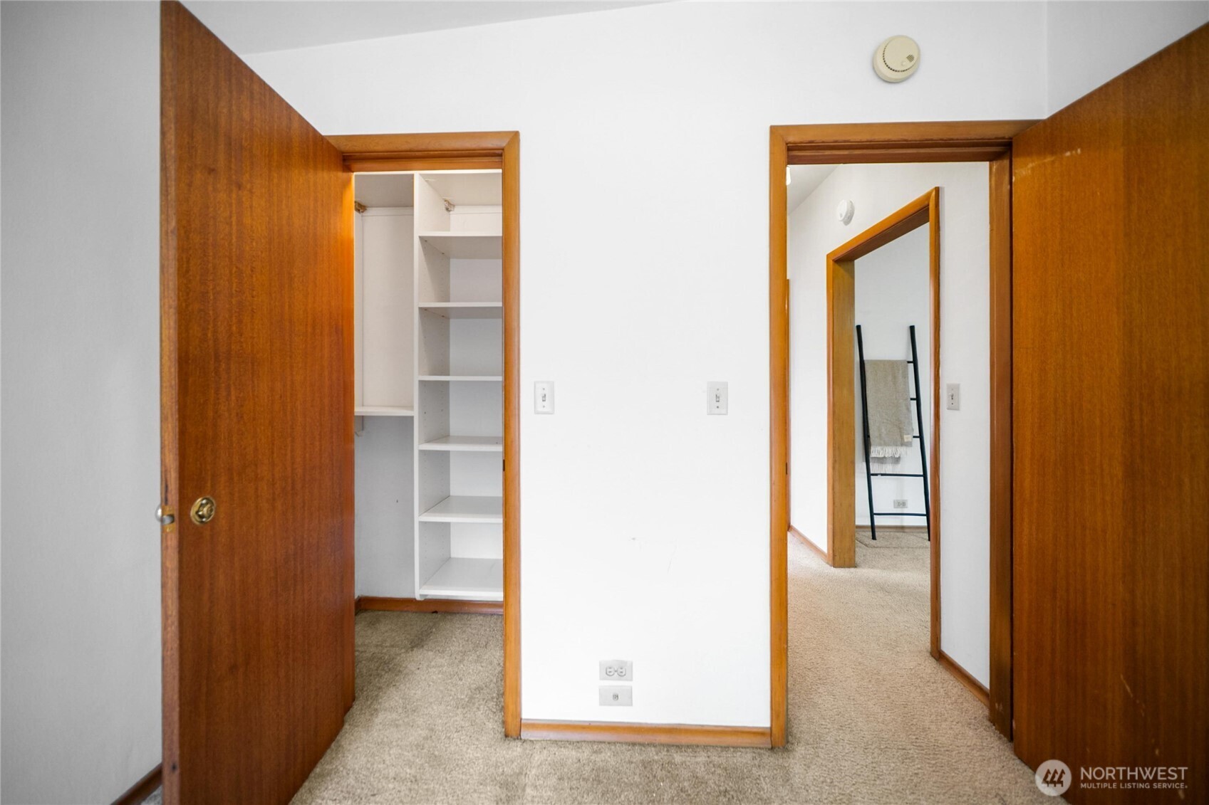 108 Sunnyhill Road West Bremerton, WA 98312 - Photo 26 of 37 Gallery Image 26
