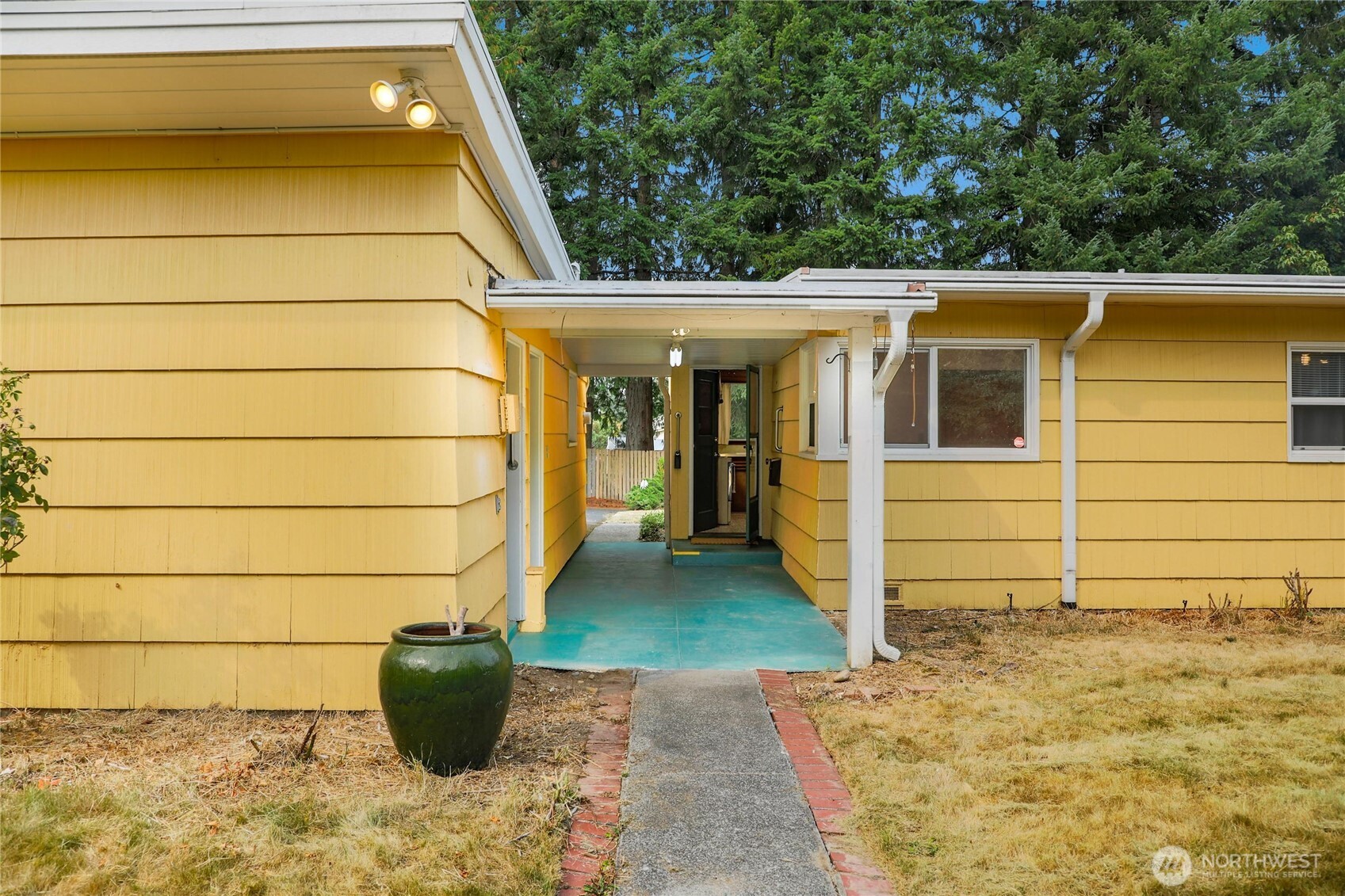 108 Sunnyhill Road West Bremerton, WA 98312 - Photo 29 of 37 Gallery Image 29