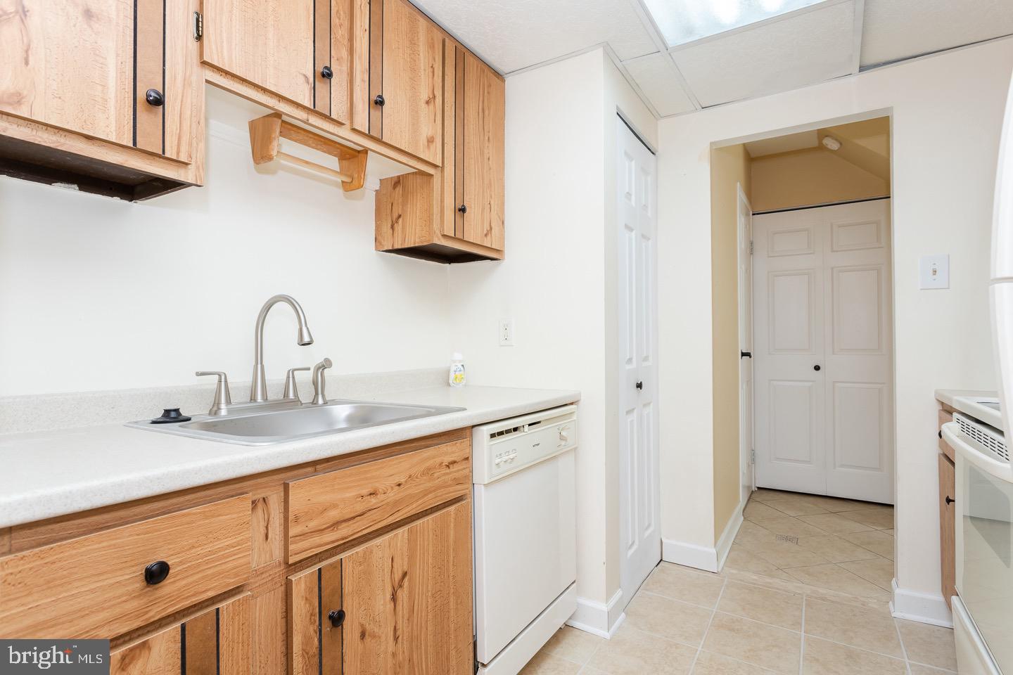 407 Village Walk Exton, PA 19341 - Photo 19 of 42 Gallery Image 19