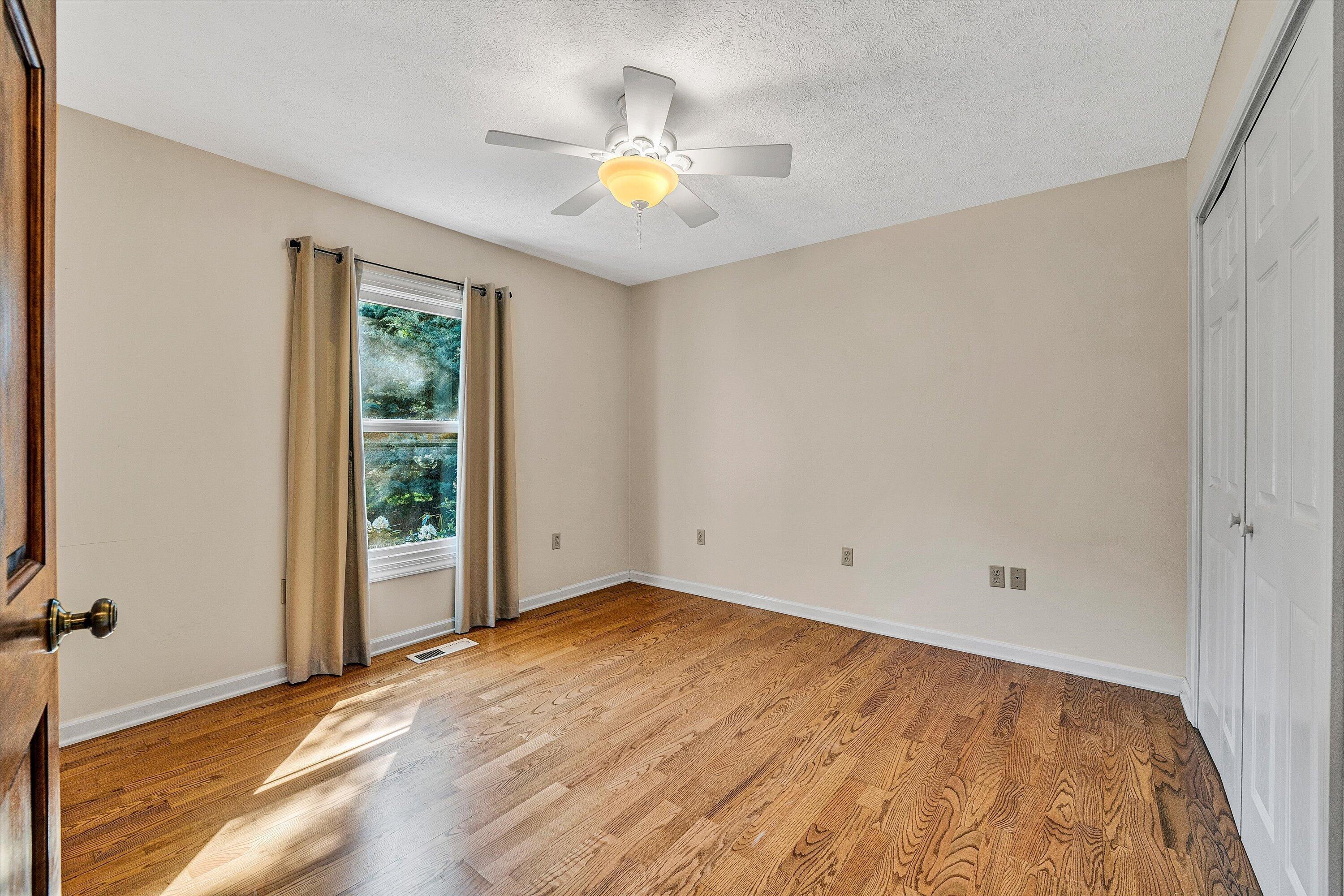400 Harbor Moneta, VA 24121 - Photo 15 of 51 a view of an empty room and window