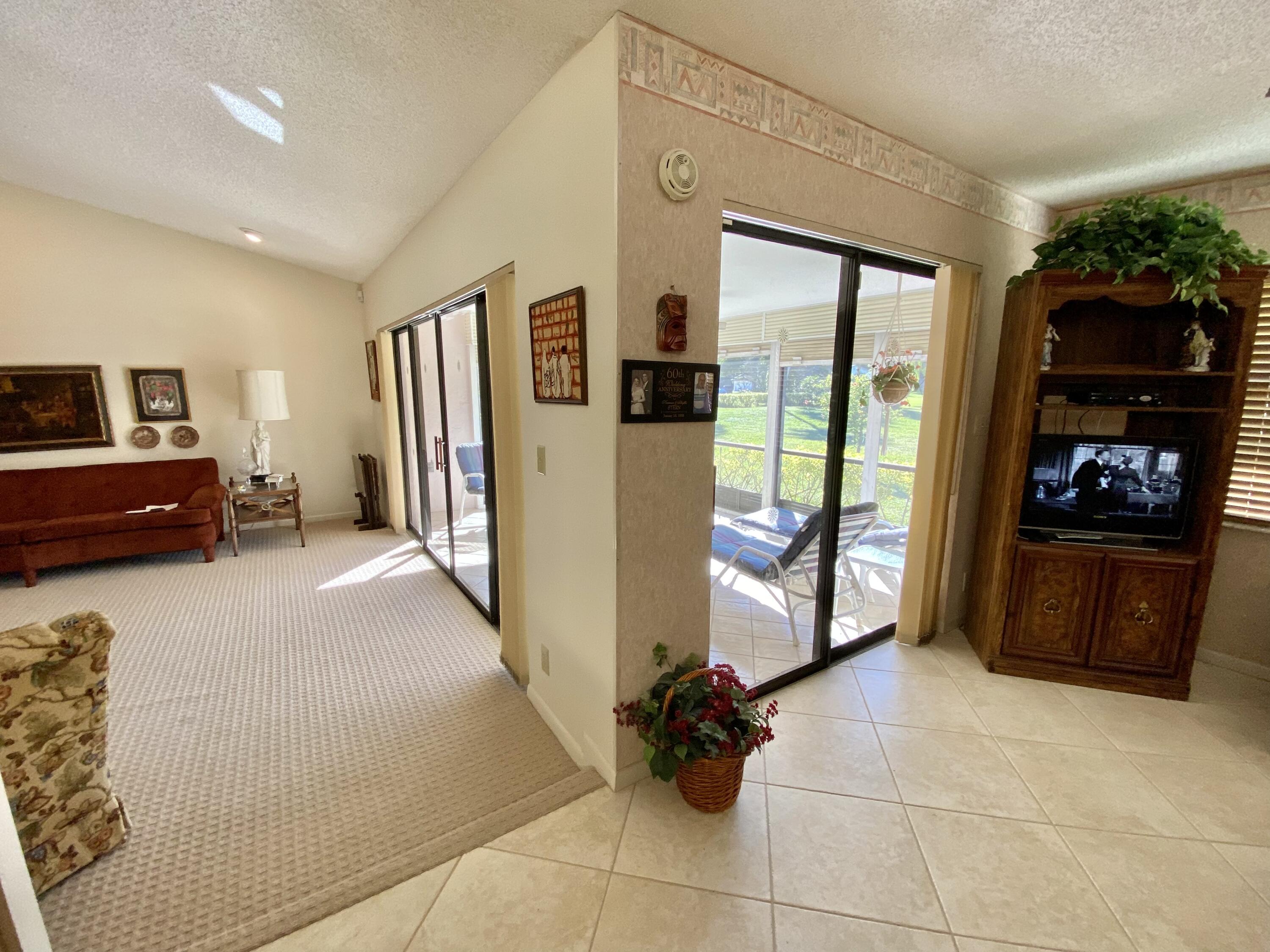 18077 107th Avenue South Boca Raton, FL 33498 - Photo 17 of 41 9AA6F29C-098A-4D4B-94BF-FCD3DC04BC0C