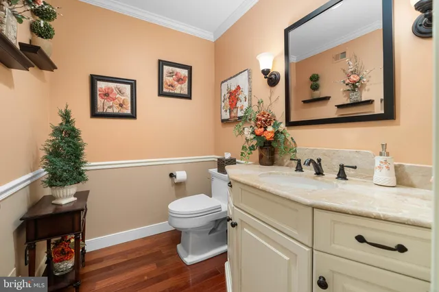 a view of a room with an empty space