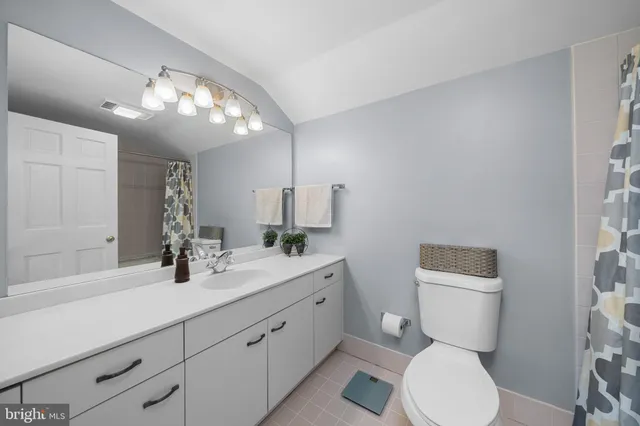 $645,900 | 16 Rockland Falls Road, Unit 16, Rockland, DE 19732