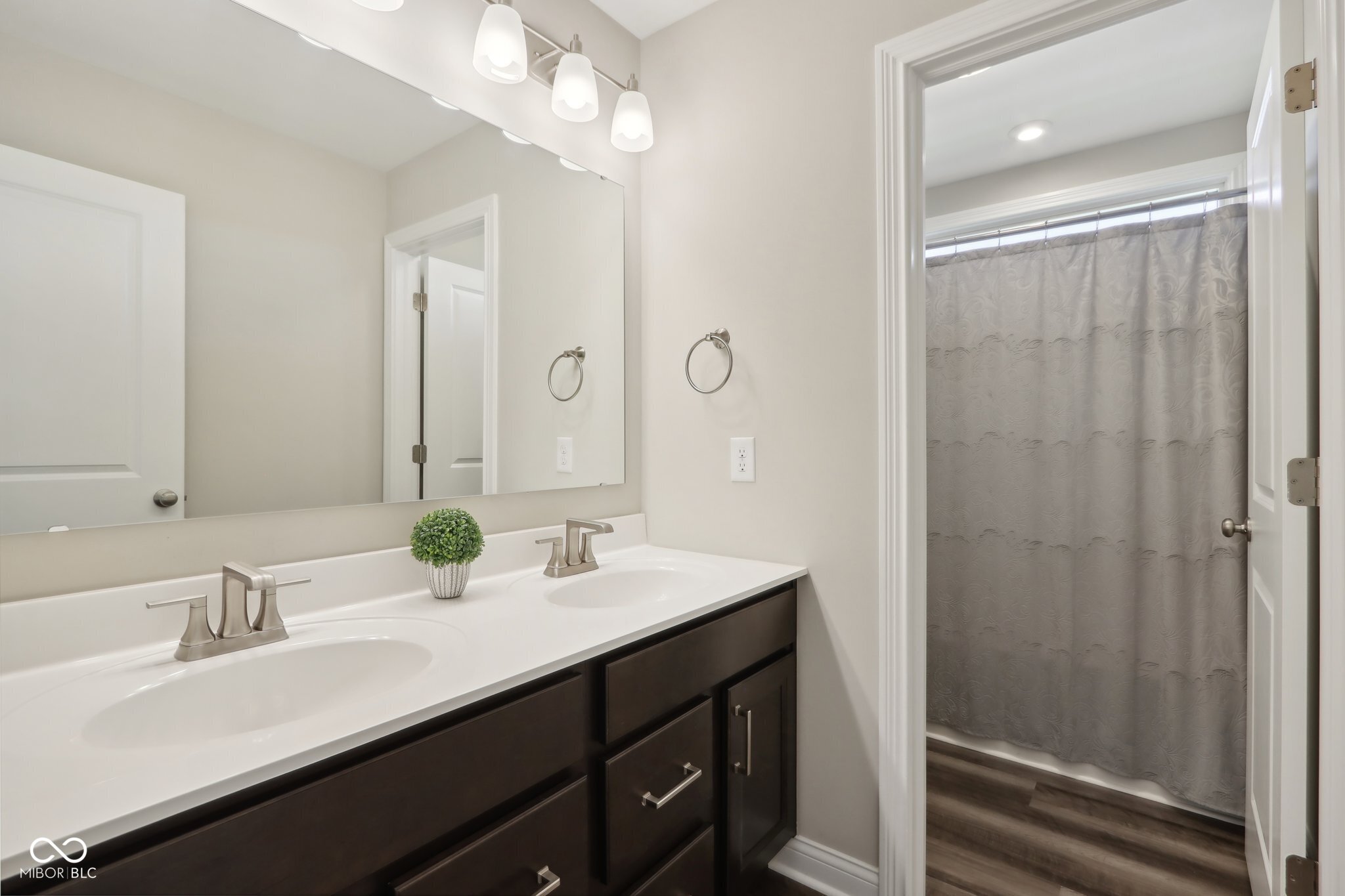 12594 Hidden Spring Cove Fishers, IN 46037 - Photo 32 of 58 Gallery Image 32