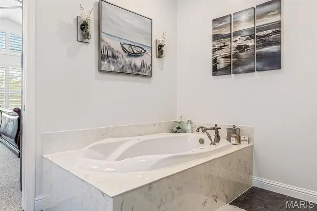 $367,500 | 26349 Lakeview Terrace, Godfrey, IL 62035