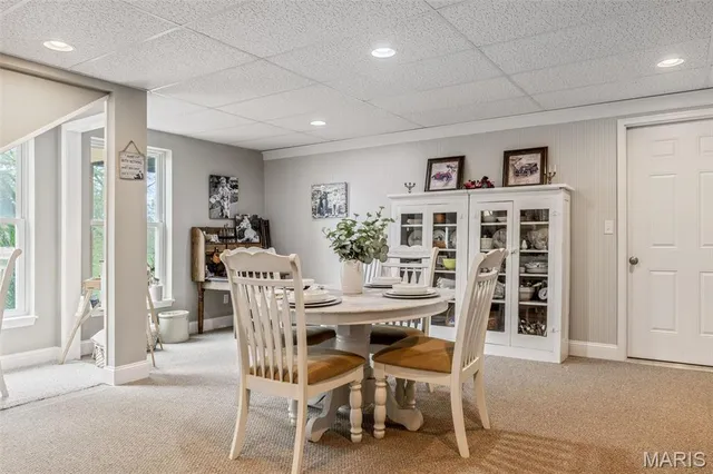 $367,500 | 26349 Lakeview Terrace, Godfrey, IL 62035