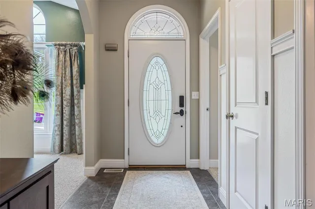 $367,500 | 26349 Lakeview Terrace, Godfrey, IL 62035