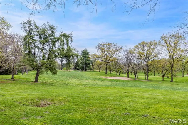 $367,500 | 26349 Lakeview Terrace, Godfrey, IL 62035