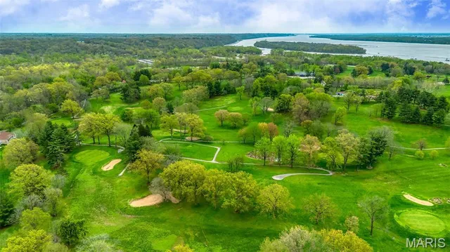 $367,500 | 26349 Lakeview Terrace, Godfrey, IL 62035