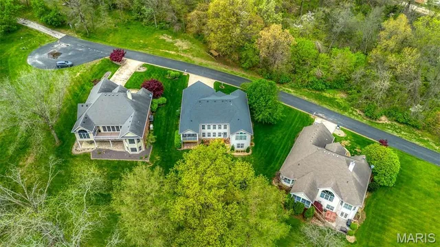 $367,500 | 26349 Lakeview Terrace, Godfrey, IL 62035