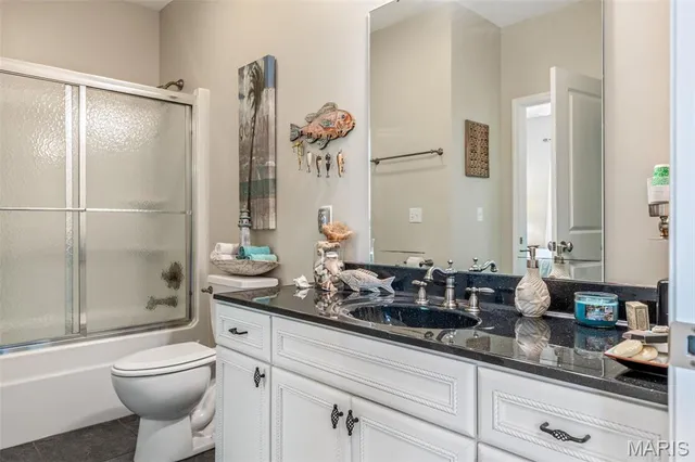 $367,500 | 26349 Lakeview Terrace, Godfrey, IL 62035