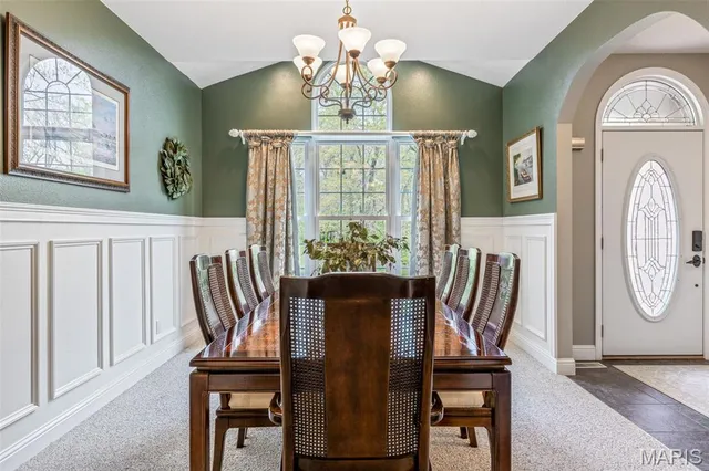 $367,500 | 26349 Lakeview Terrace, Godfrey, IL 62035